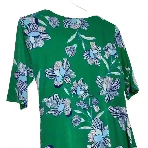 Vince Camuto Kelly Green floral slimming, comfy wash and hang wrap dress-size 8 - Picture 6 of 10